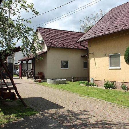 Роман Běrehovo Exteriér fotografie