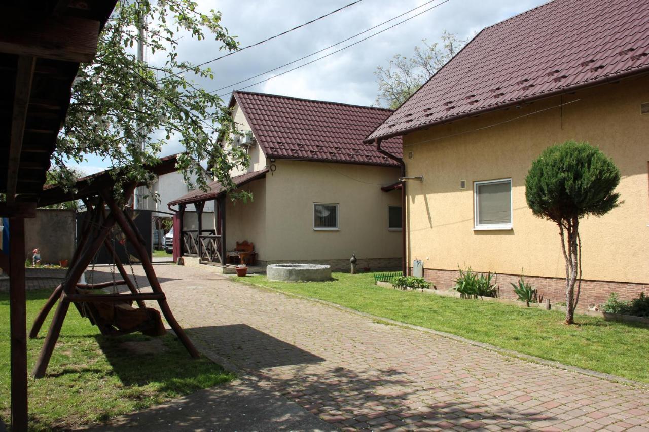 Роман Běrehovo Exteriér fotografie